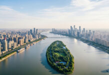 The Nanjinger - Changsha; 2,000 Years of History behind China's Loudest Party City