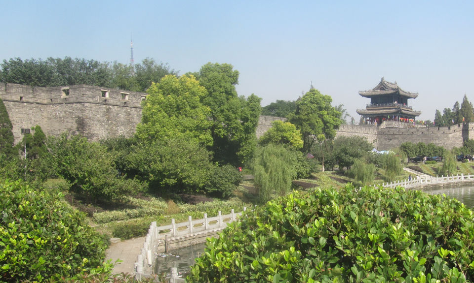 The Nanjinger - Jingzhou; The City 3 Warlords Fought Over, and the Man Who Never Decayed