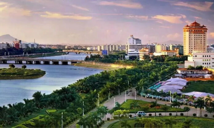 The Nanjinger - Maoming; the City that Grows a Fifth of the World's Lychees