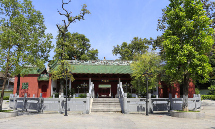The Nanjinger - Meizhou; the Small City that Taught China How to Play Football