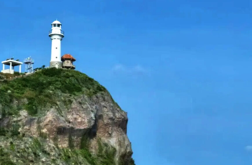 The Nanjinger - Dongfang; Hainan's Sunniest, Driest City, Where East Lies West