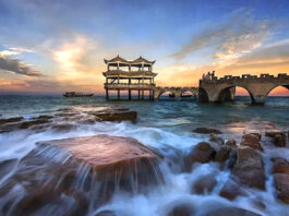The Nanjinger - Fangchenggang; the Defence City of Border Patrols, Ore Ships and Reactors