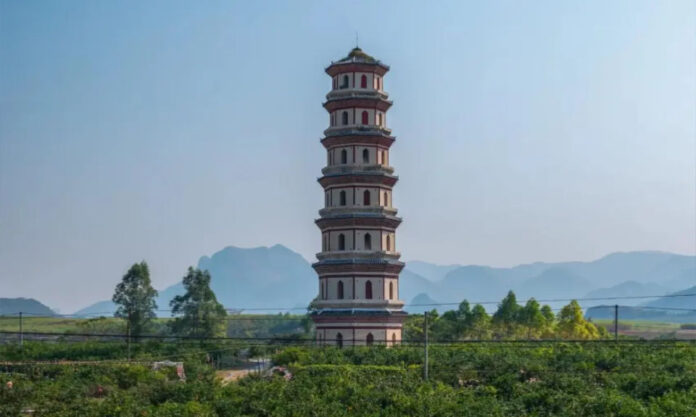 The Nanjinger - Laibin; the City of 2002 that Claims the World's Indium and a Yao Capital