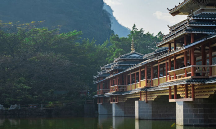 The Nanjinger - Liuzhou; the Car and Snail-Noodle City with Two Water Scares