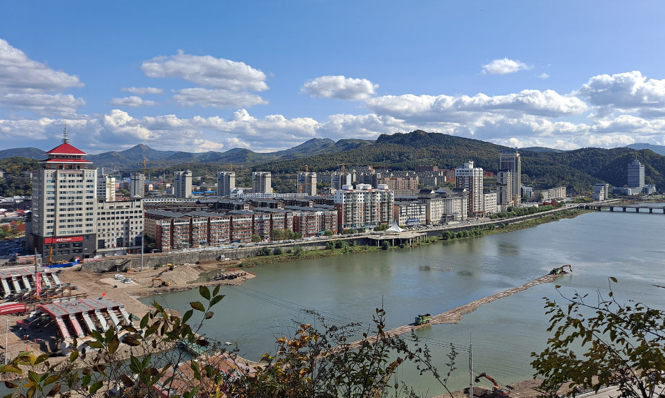 The Nanjinger - Tonghua; Manchukuo's Last Capital and the Site of a Deadly 2009 Steel Riot